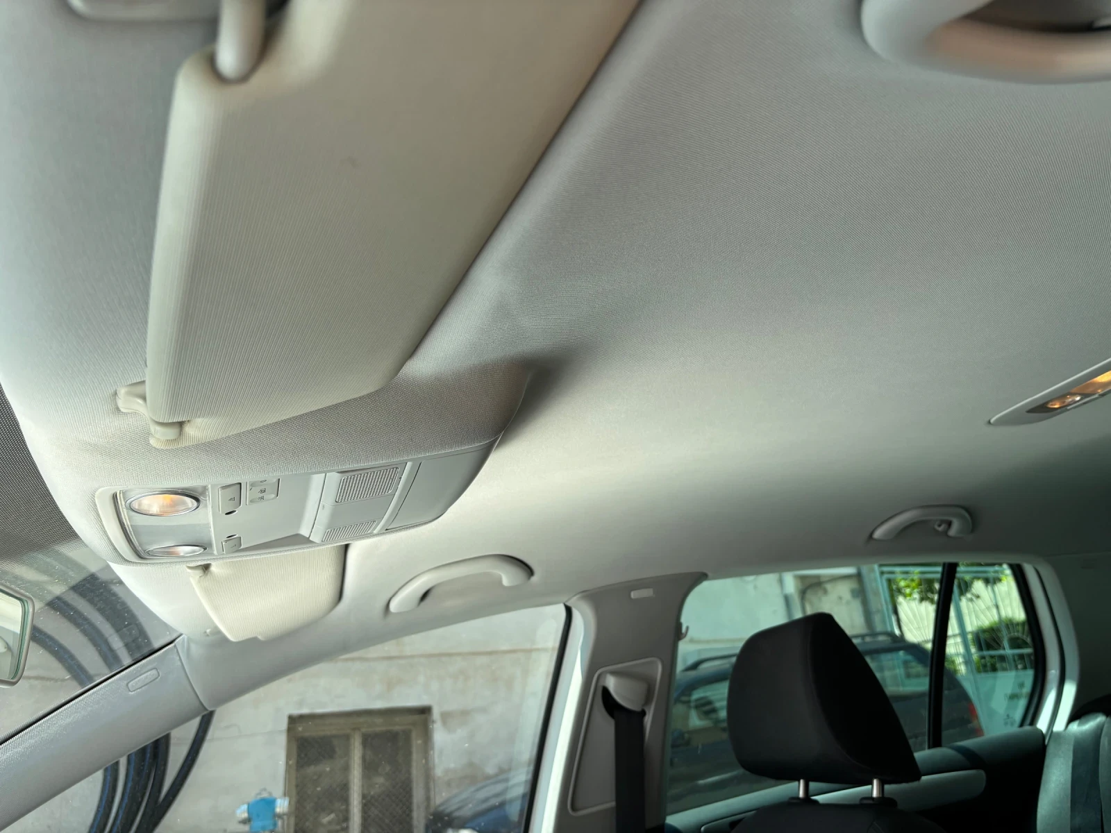 VW Golf 1.6tdi ������� | Mobile.bg � ����������� 14