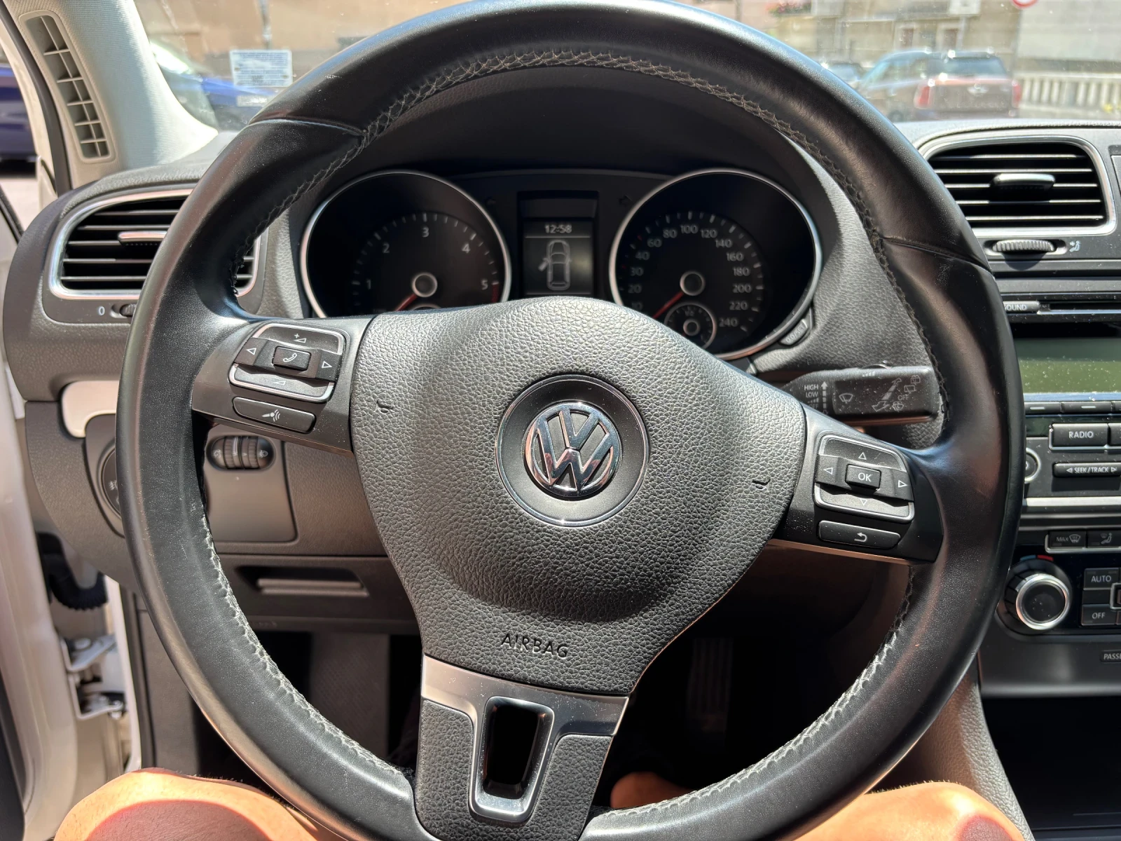 VW Golf 1.6tdi ������� | Mobile.bg � ����������� 12