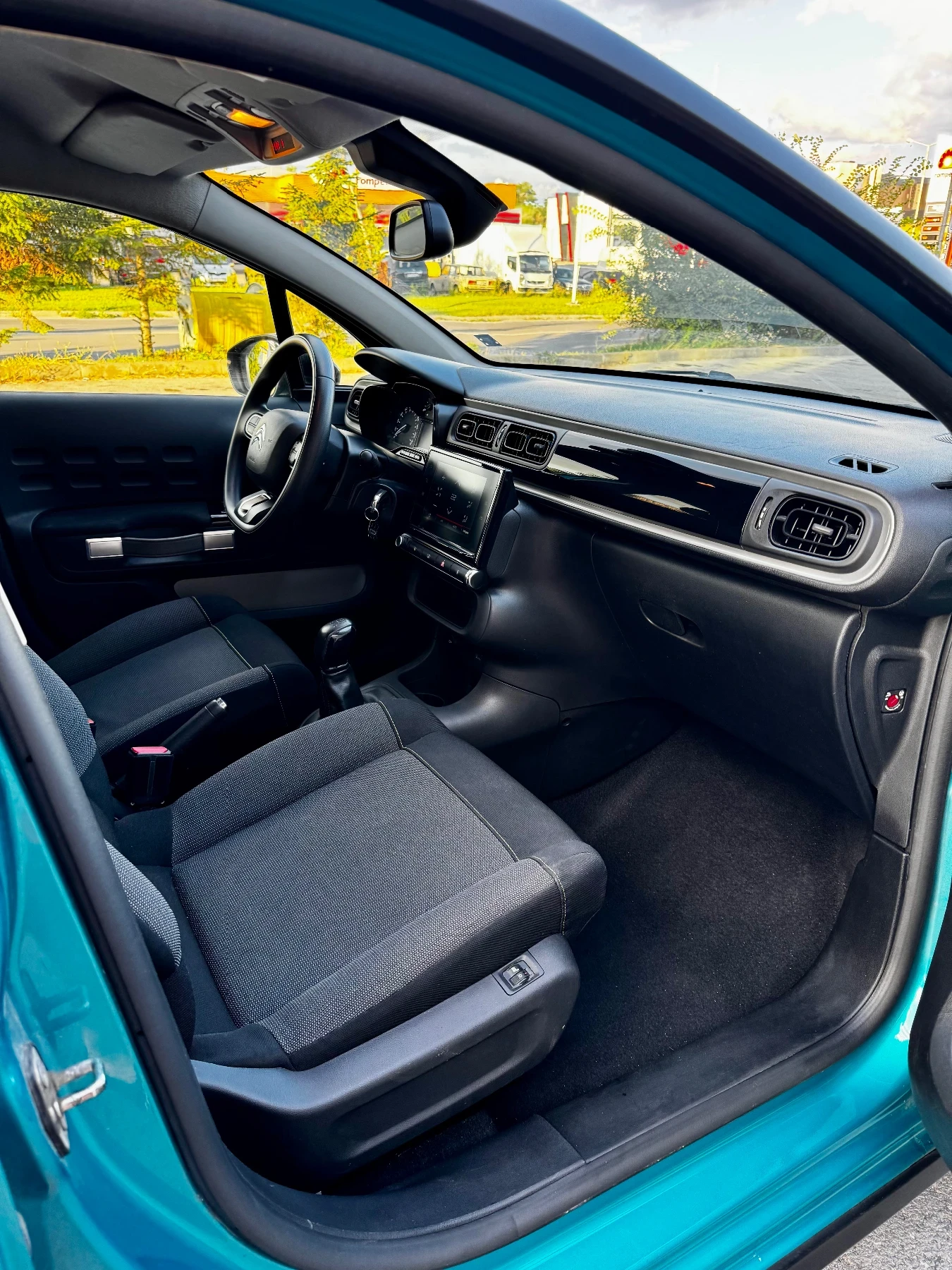 Citroen C3 1.2 PureTech, снимка 6 - Автомобили и джипове - 55198450