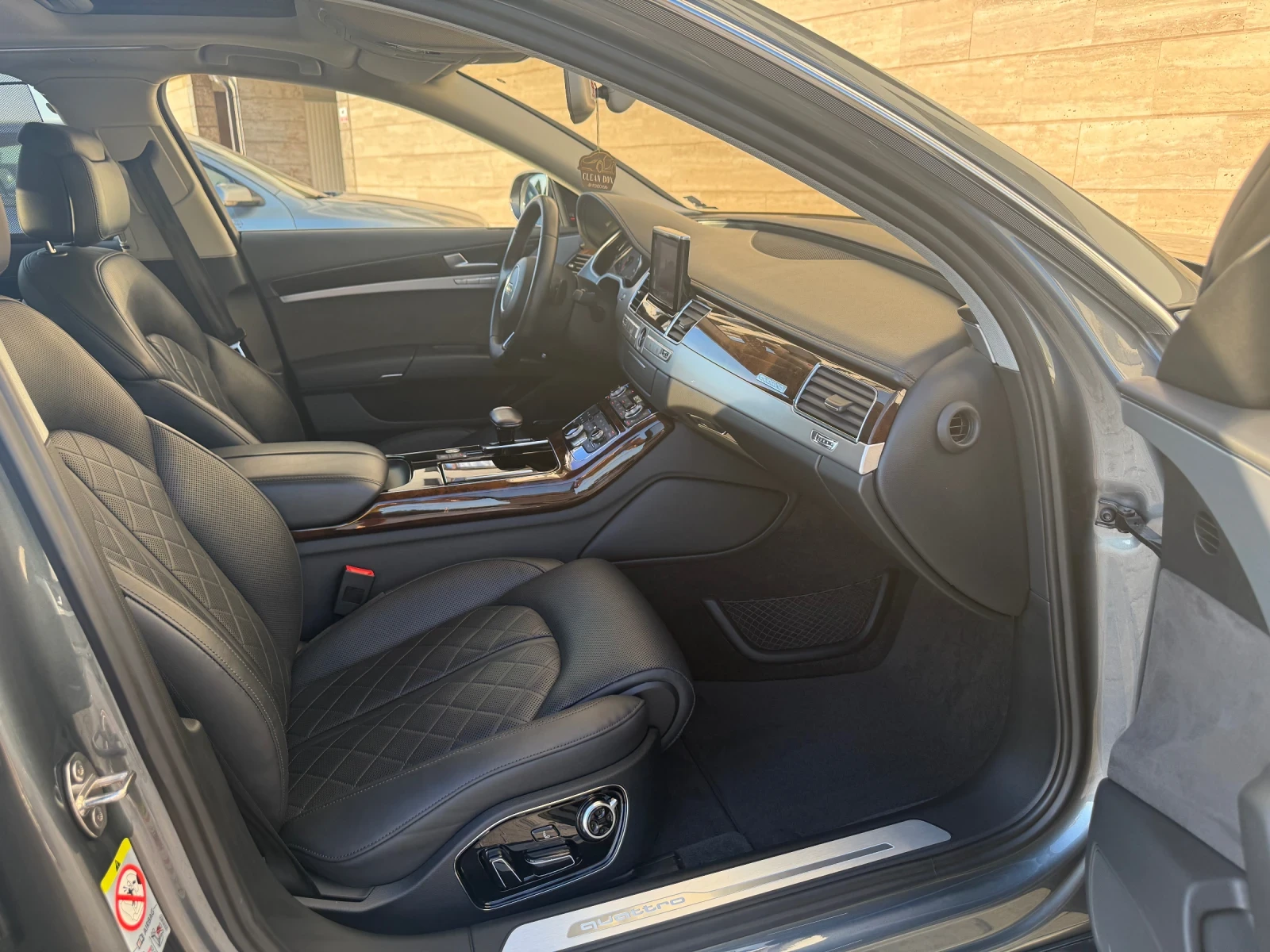 Audi A8 4.2 TDI MATRIX, снимка 10 - Автомобили и джипове - 55360233