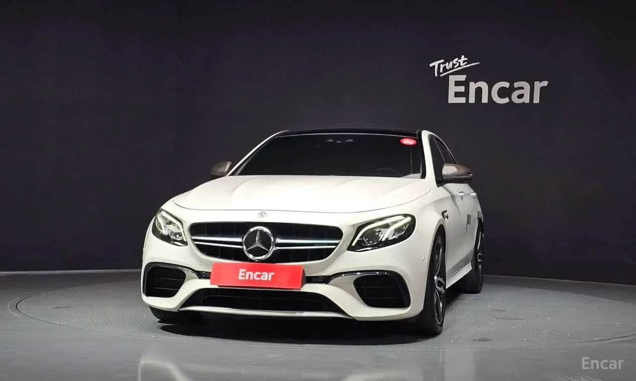Mercedes-Benz E 63 AMG * E63 4MATIC+ * CARFAX * ЦЕНА ДО БГ, снимка 3 - Автомобили и джипове - 55510782