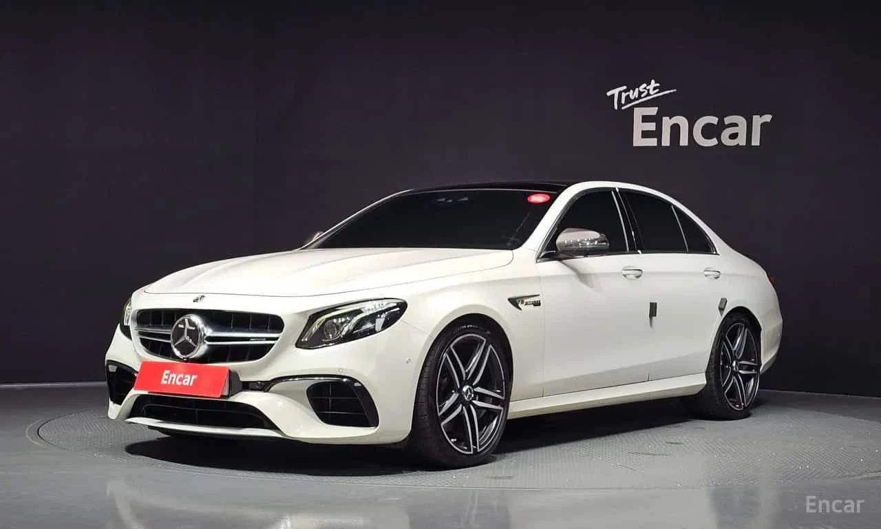 Mercedes-Benz E 63 AMG * E63 4MATIC+ * CARFAX * ЦЕНА ДО БГ