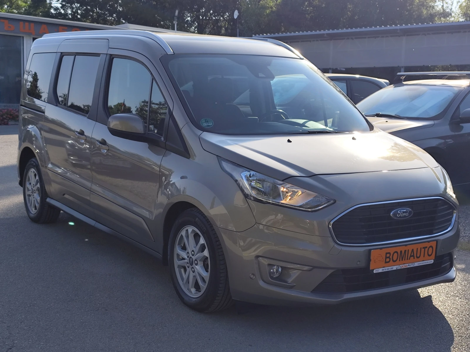 Ford Tourneo Connect 1.5TDCi* ABТОМАТИК* 7 МЕСТА* ТUF* COC* ПОДГРЕВ* , снимка 3 - Автомобили и джипове - 55633938