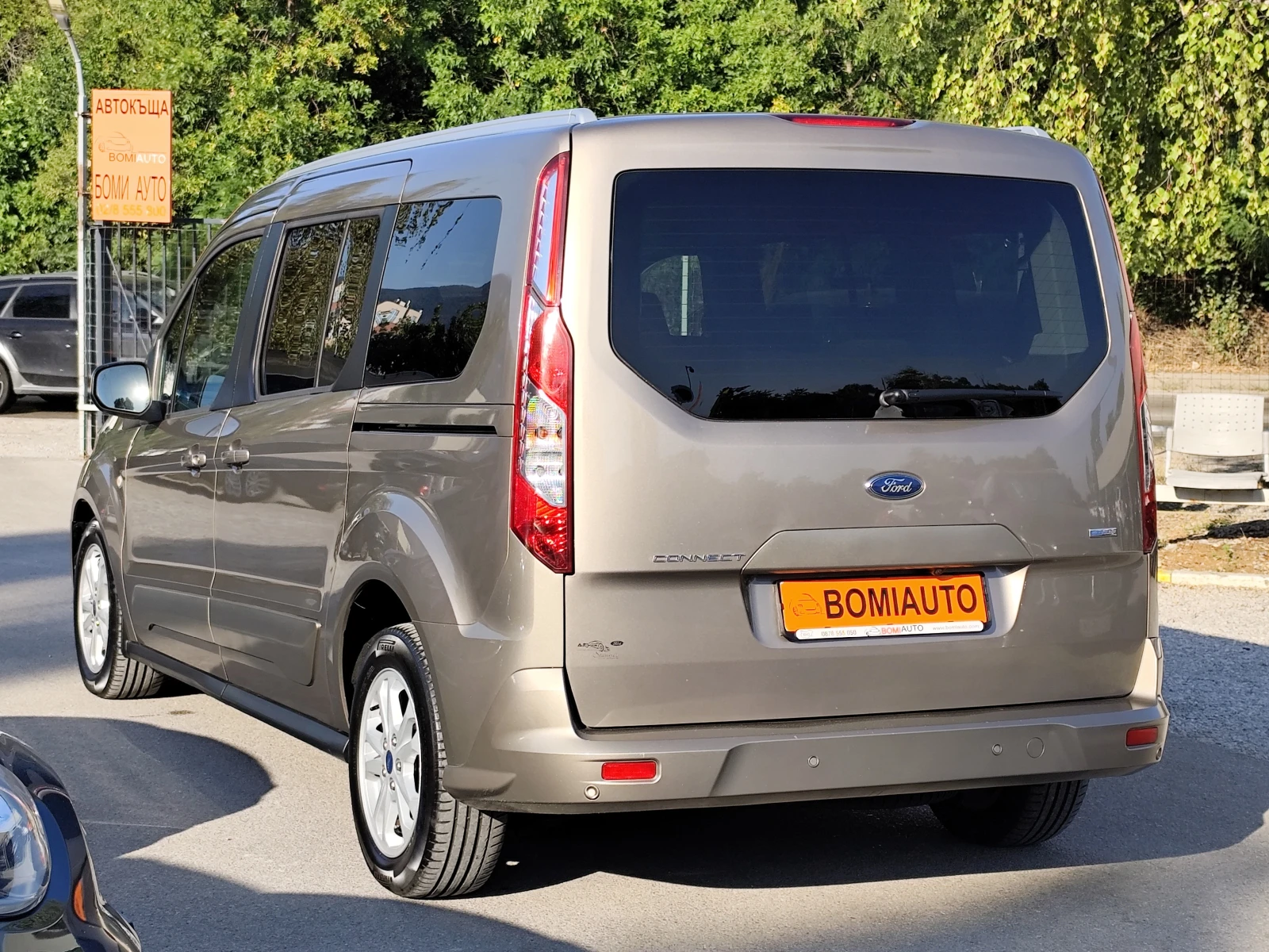Ford Tourneo Connect 1.5TDCi* ABТОМАТИК* 7 МЕСТА* ТUF* COC* ПОДГРЕВ* , снимка 6 - Автомобили и джипове - 55633938