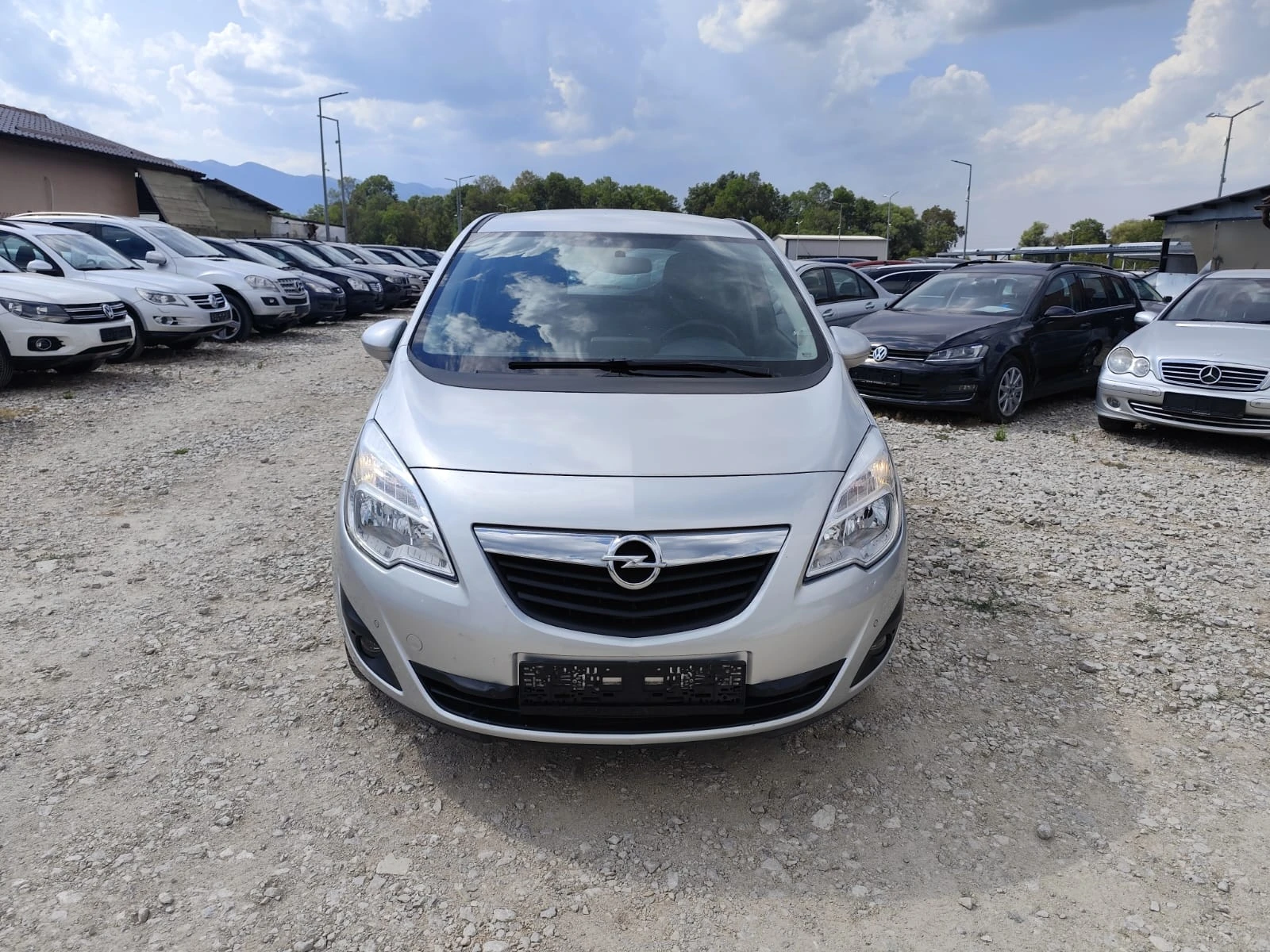 Opel Meriva 1.4 бензин Италия, снимка 2 - Автомобили и джипове - 55802955