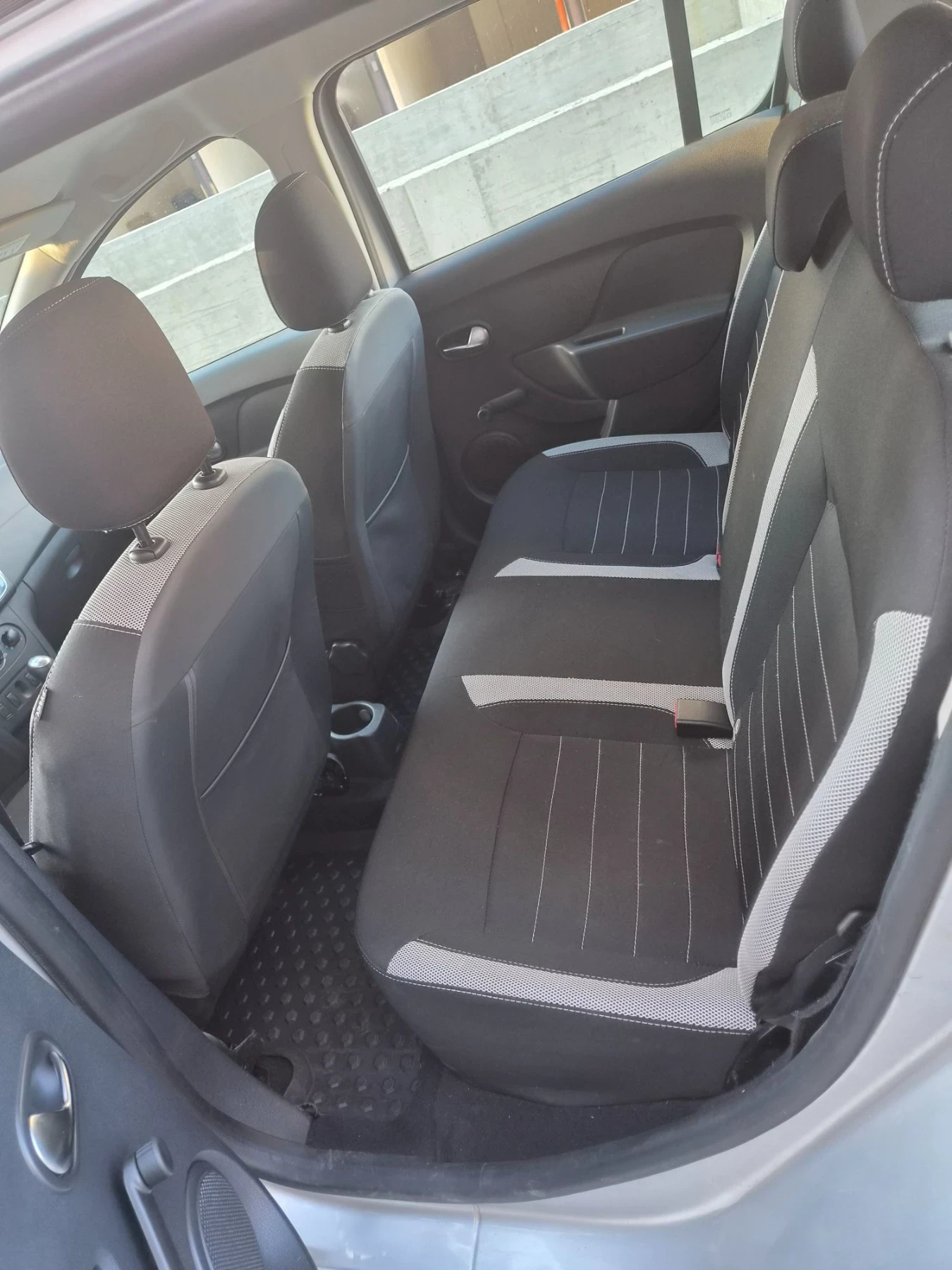 Dacia Sandero Stepway | Mobile.bg � ����������� 8