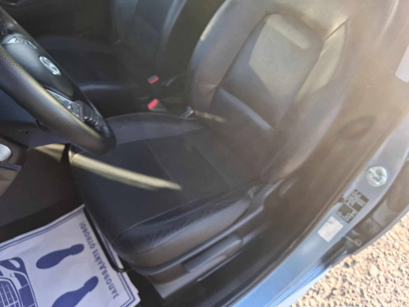 Hyundai Ix20 1.6i - 125kc, снимка 10 - Автомобили и джипове - 55986653