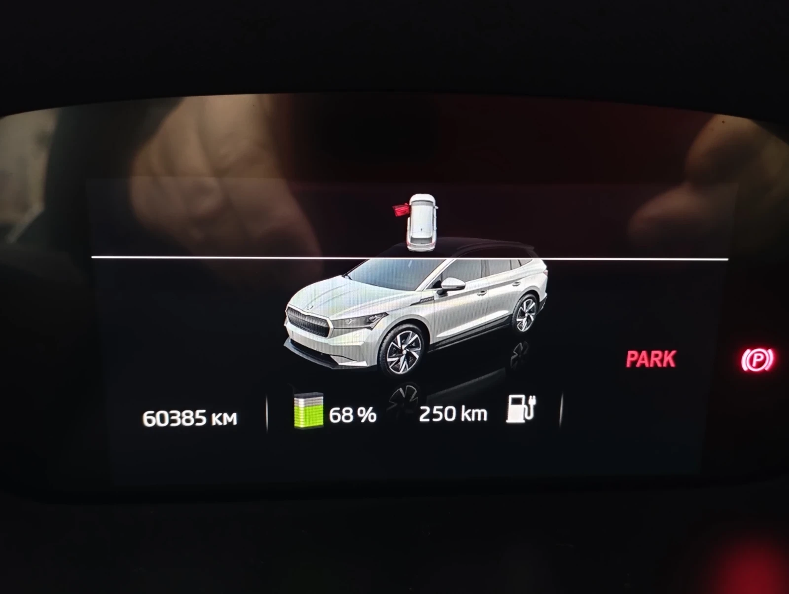 Skoda Enyaq, снимка 16 - Автомобили и джипове - 56658220