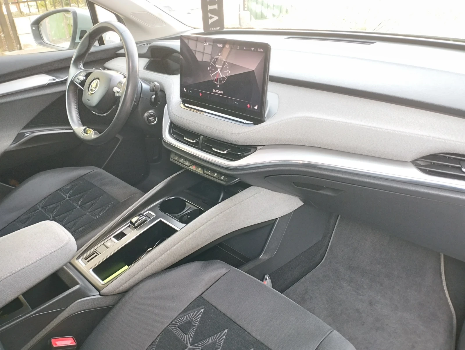 Skoda Enyaq, снимка 13 - Автомобили и джипове - 56658220