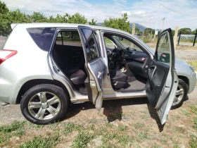 Toyota Rav4 2.2 d-cat, снимка 7