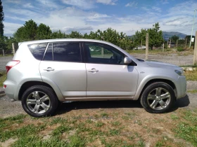 Toyota Rav4 2.2 d-cat, снимка 3