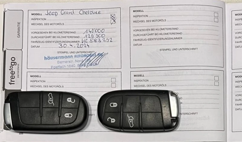 Jeep Grand cherokee SUMIT FACELIFT Панорама Дистроник Keyless-go, снимка 17 - Автомобили и джипове - 47939565