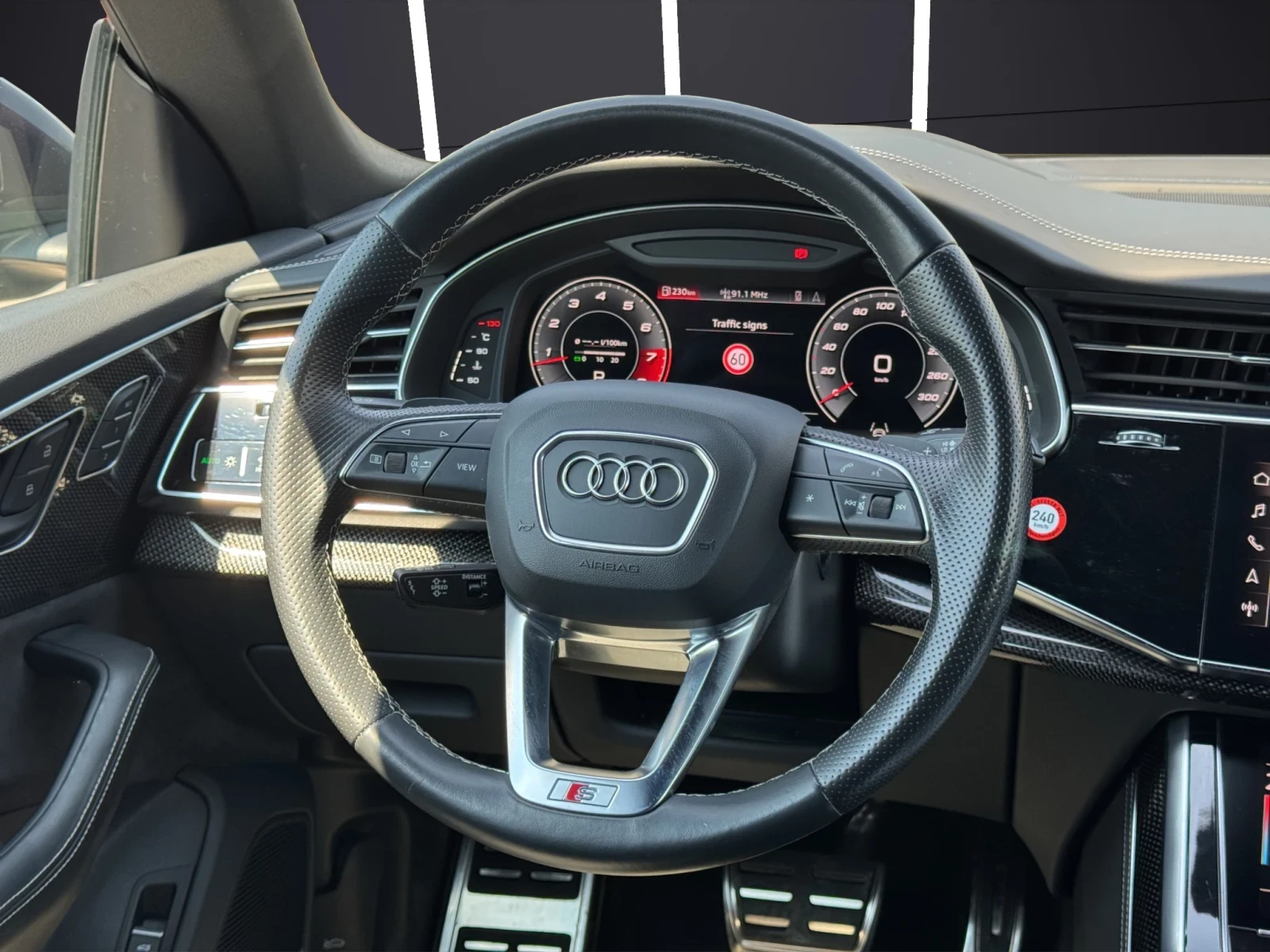 Audi SQ8 TFSI* 22* BLACK PACK * CARBON* HEAD UP* B&O*  - изображение 8