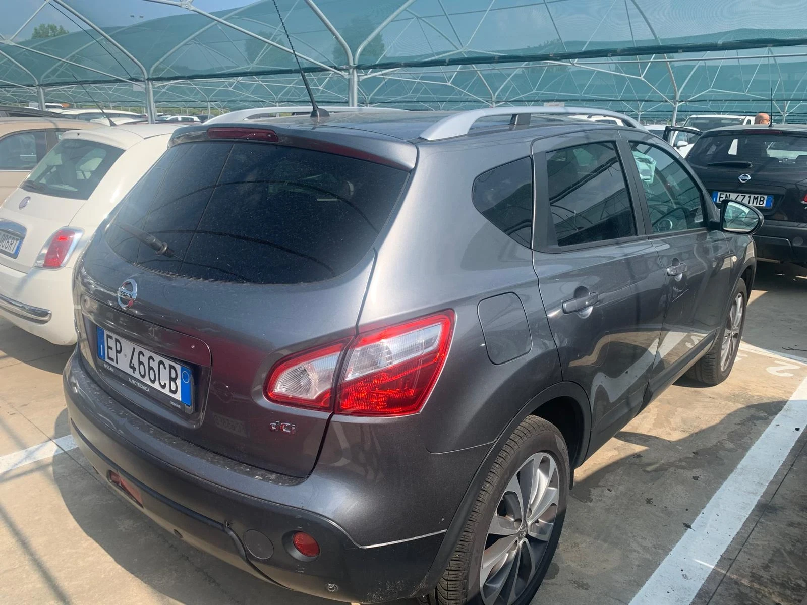 Nissan Qashqai 1.6 DCI premium - изображение 4