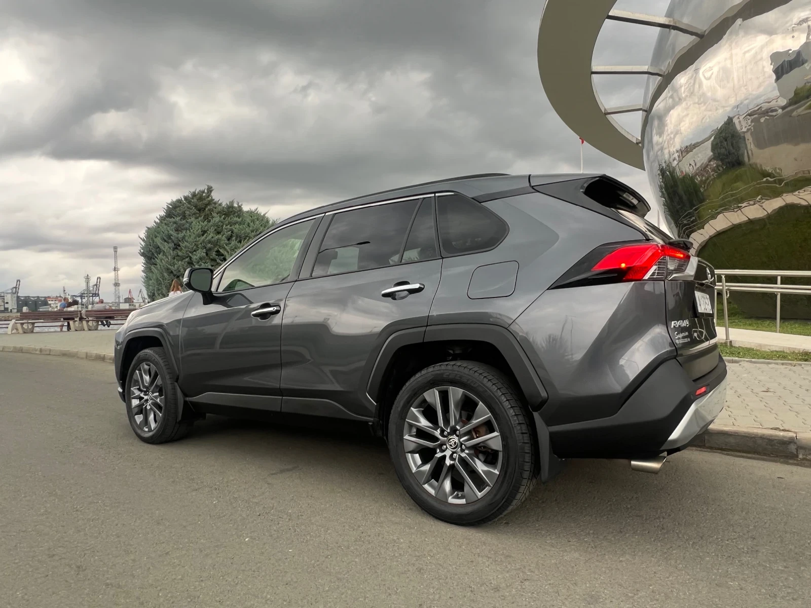 Toyota Rav4 2, 5 LIMITED/AWD/-НАЙ ВИСОКО НИВО НА ОБОРУДВАНЕ!!! - изображение 6