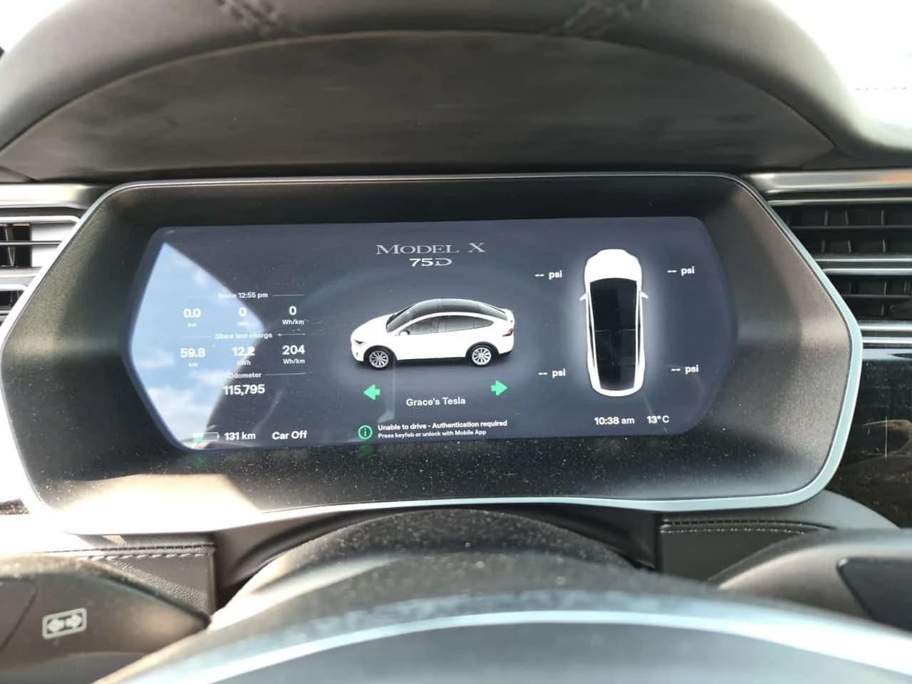 Tesla Model X 75D| PANO| KEYLESS GO| 2 КЛЮЧА| 7 МЕСТЕН| , снимка 8 - Автомобили и джипове - 54291925