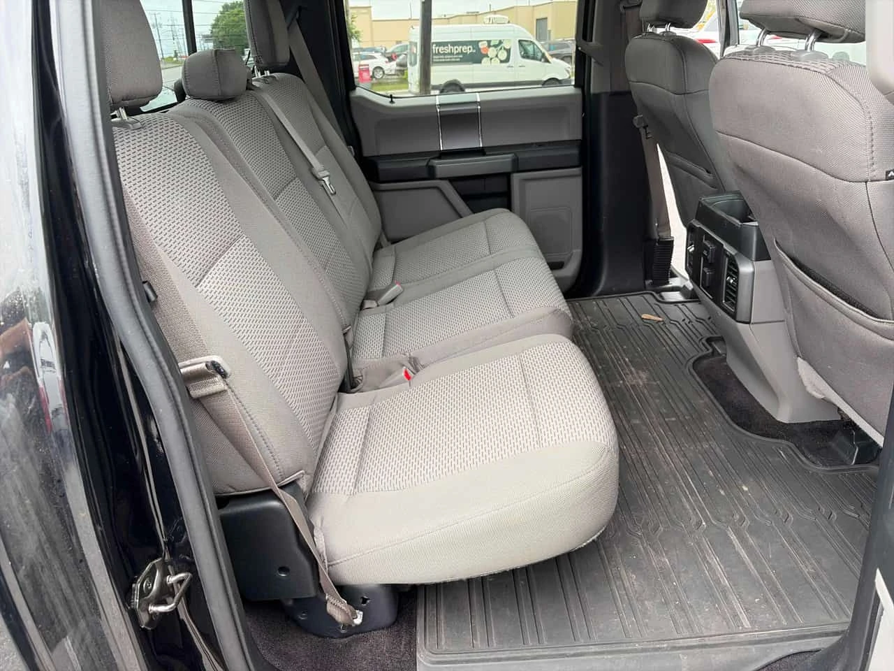 Ford F150 * 4WD SuperCrew* АВТОКРЕДИТ БЕЗ ПЪРВОНАЧАЛНА ВНОСК, снимка 11 - Автомобили и джипове - 55674169