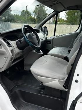Opel Vivaro 2.5CDTI, 133HP, A/C, 6 СКОРОСТИ, снимка 10