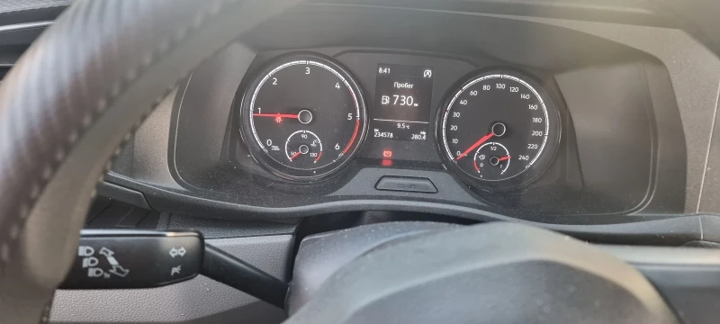 VW Transporter, снимка 8 - Бусове и автобуси - 52438441