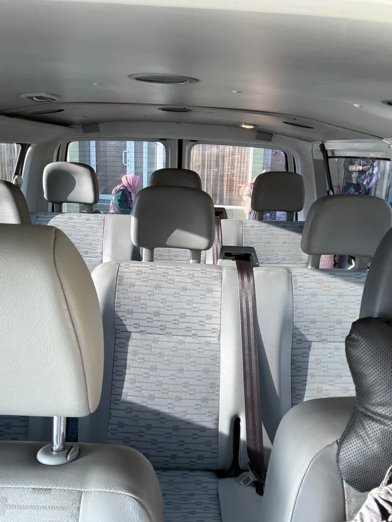 VW Transporter, снимка 8 - Бусове и автобуси - 53296337