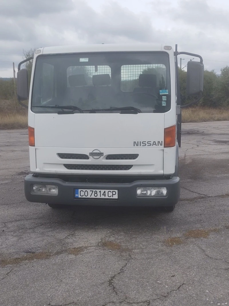 Nissan Atleon 35/110, снимка 1 - Камиони - 47769133