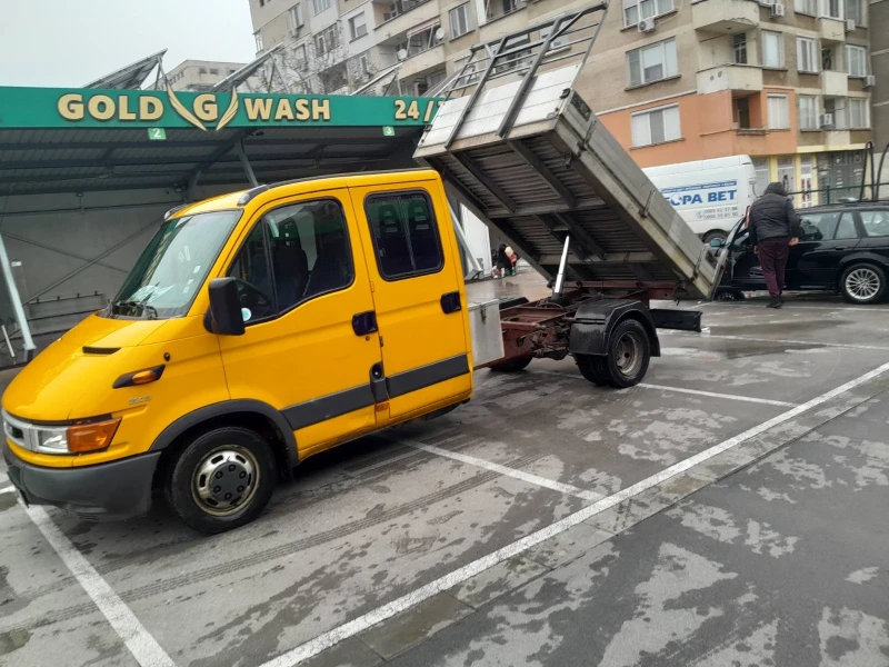 Iveco Daily, снимка 1 - Камиони - 48531239