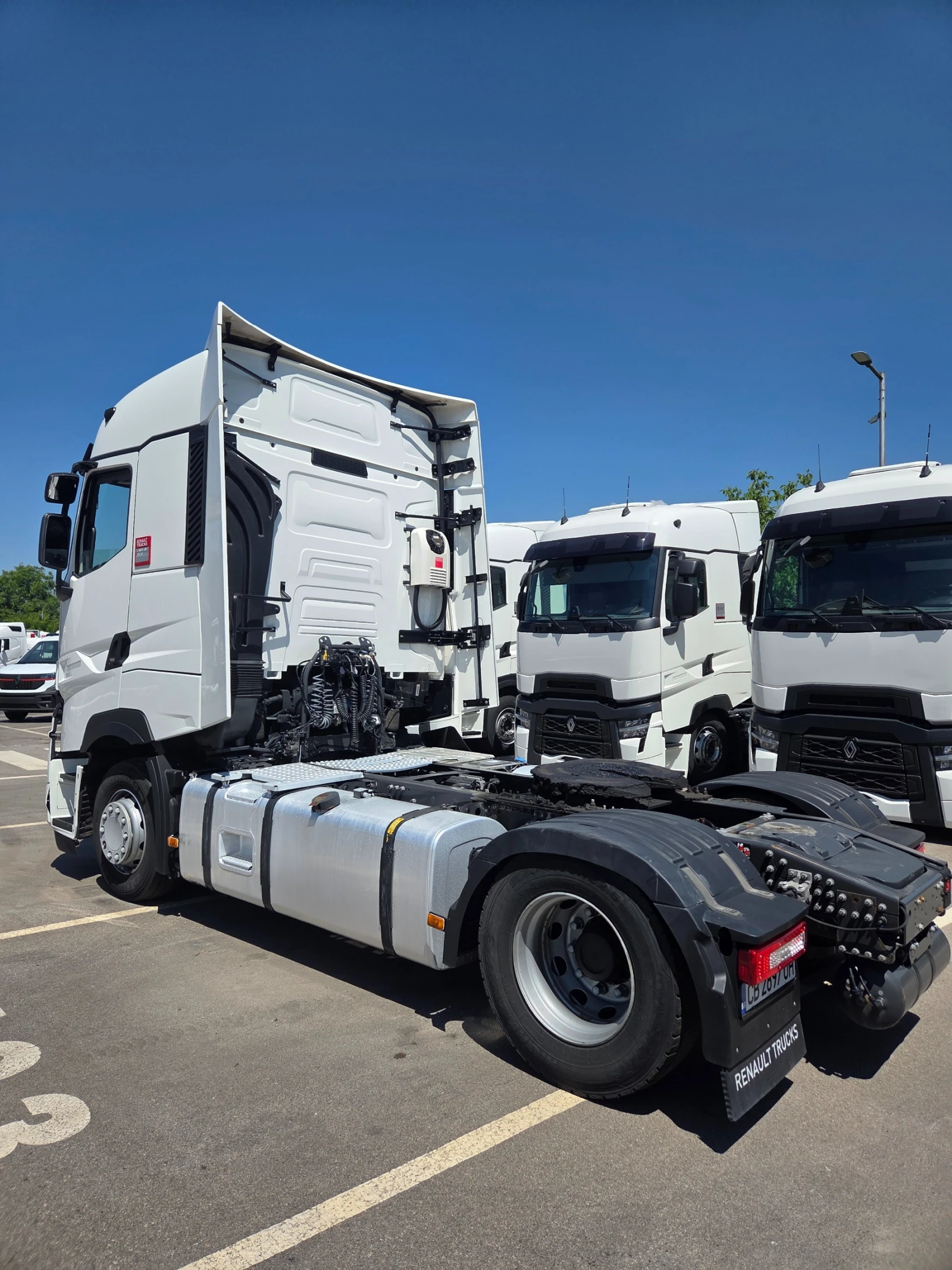 Renault T Стандартен, снимка 4 - Камиони - 55540781