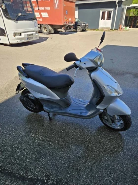 Piaggio Fly 