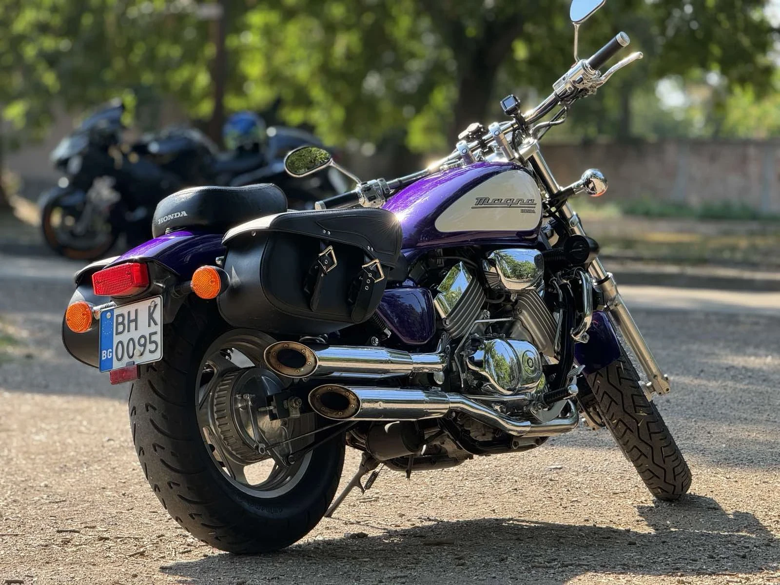 Honda Magna VF750 - изображение 2