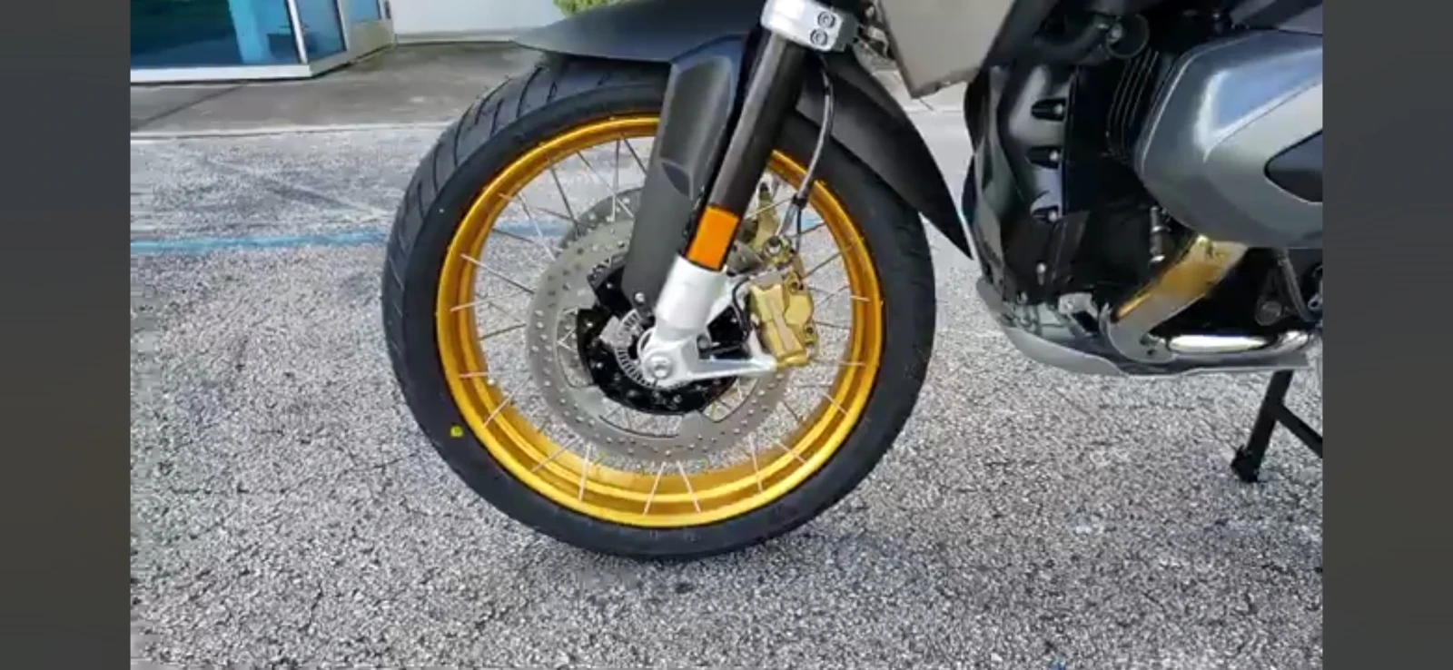 BMW R 1250 GS --1830 км-НОВ, снимка 11 - Мотоциклети и мототехника - 55613247