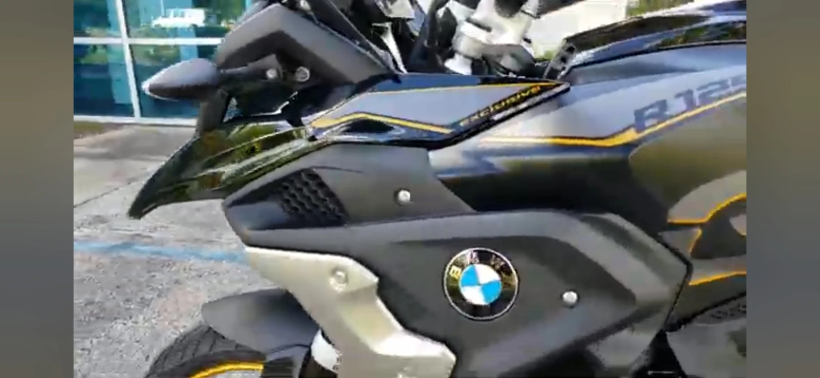 BMW R 1250 GS --1830 км-НОВ, снимка 9 - Мотоциклети и мототехника - 55613247