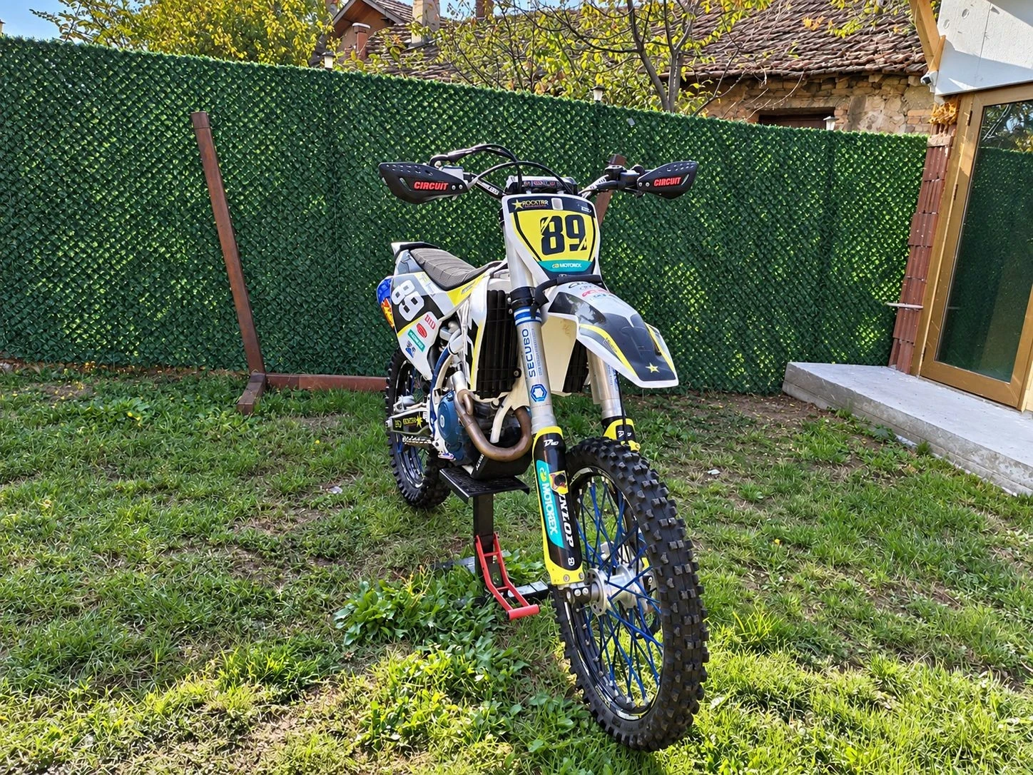 Husqvarna 250, снимка 7 - Мотоциклети и мототехника - 56642364