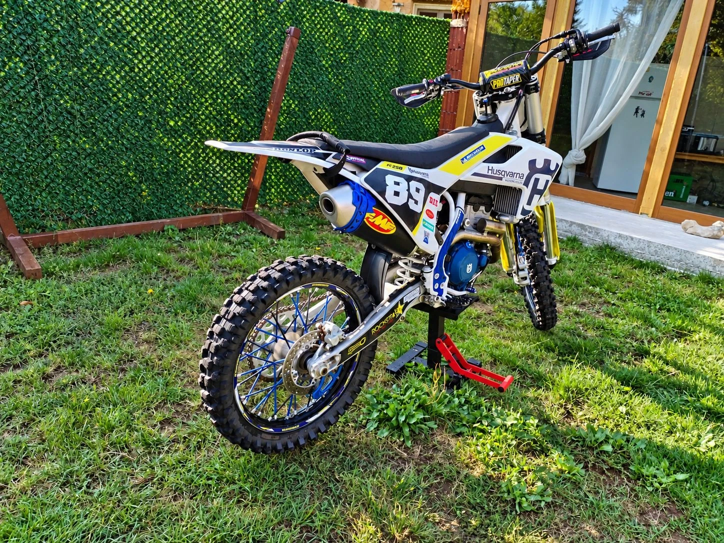 Husqvarna 250, снимка 8 - Мотоциклети и мототехника - 56642364