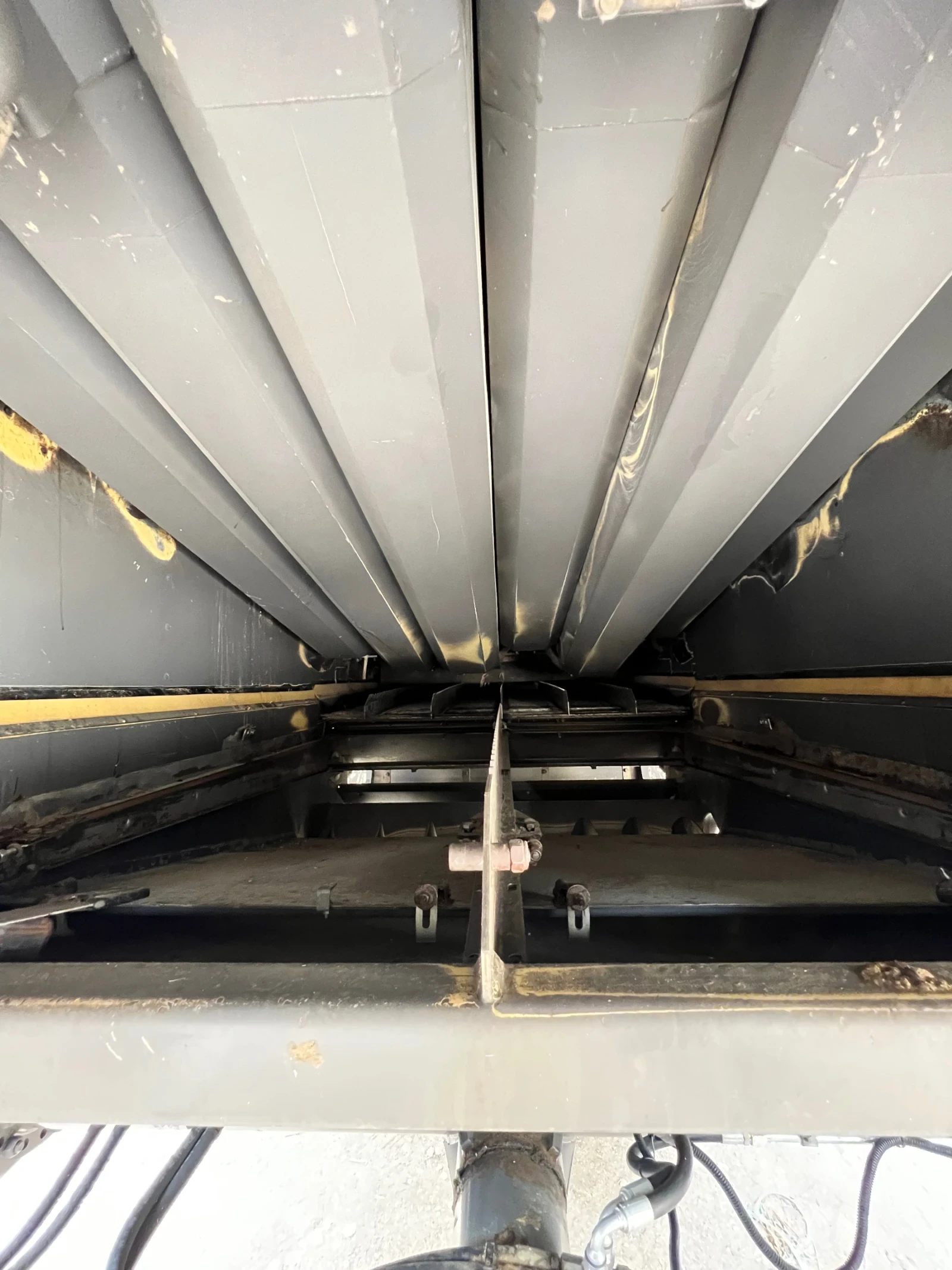 Комбайн Laverda M310 MCS, снимка 9 - Селскостопанска техника - 54110660