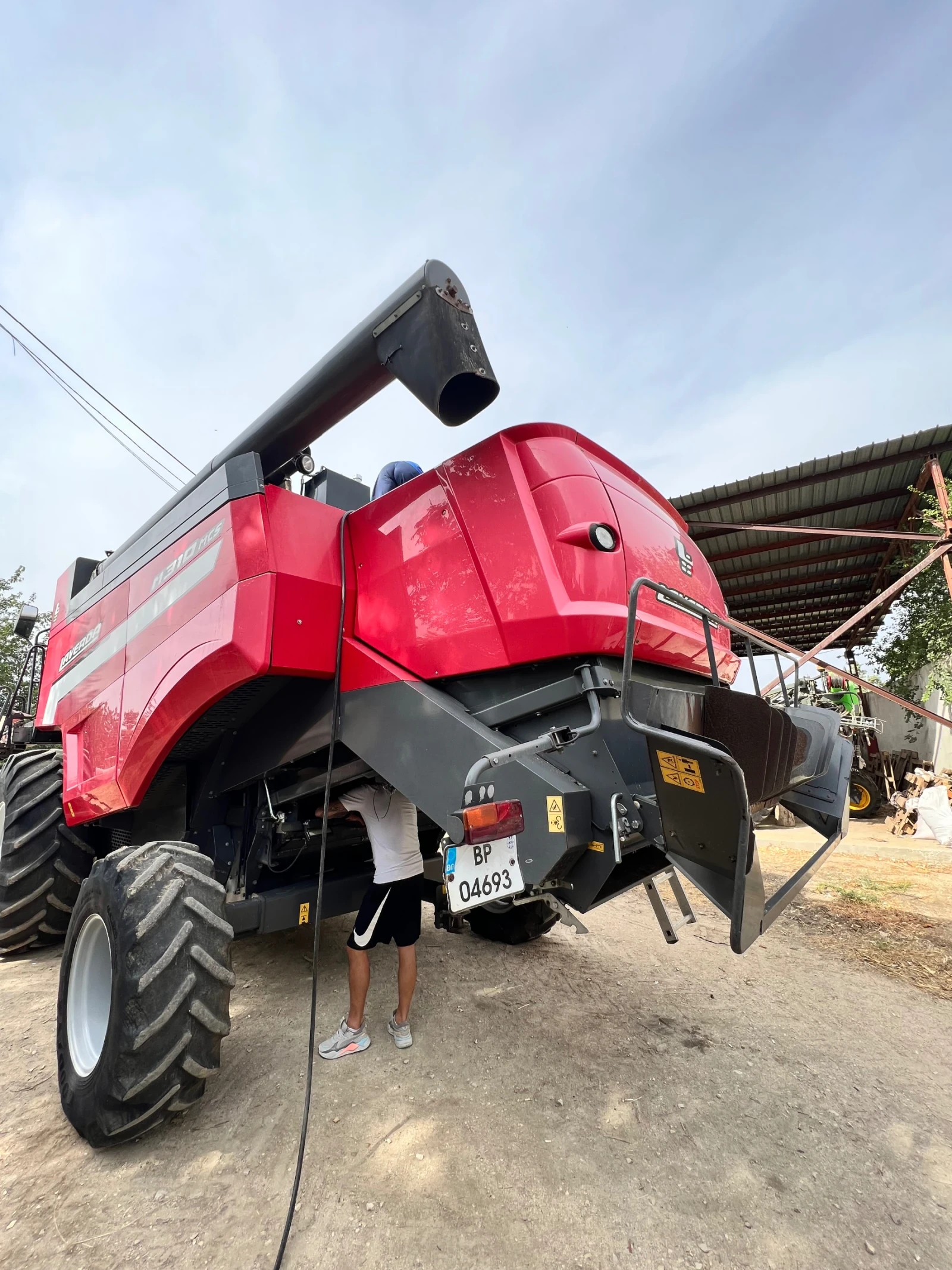 Комбайн Laverda M310 MCS, снимка 6 - Селскостопанска техника - 54110660