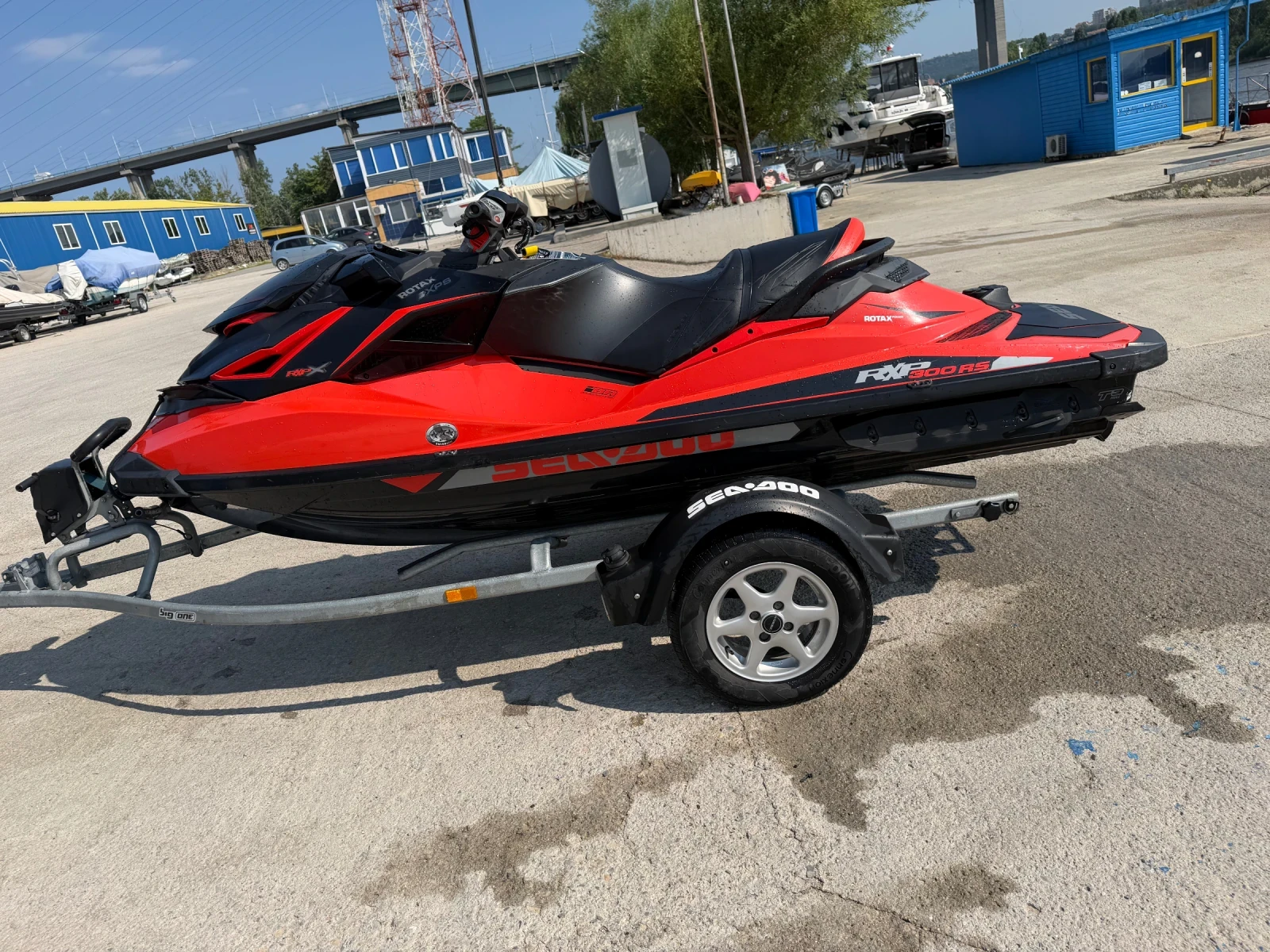 Джет Bombardier Sea Doo 300 RS