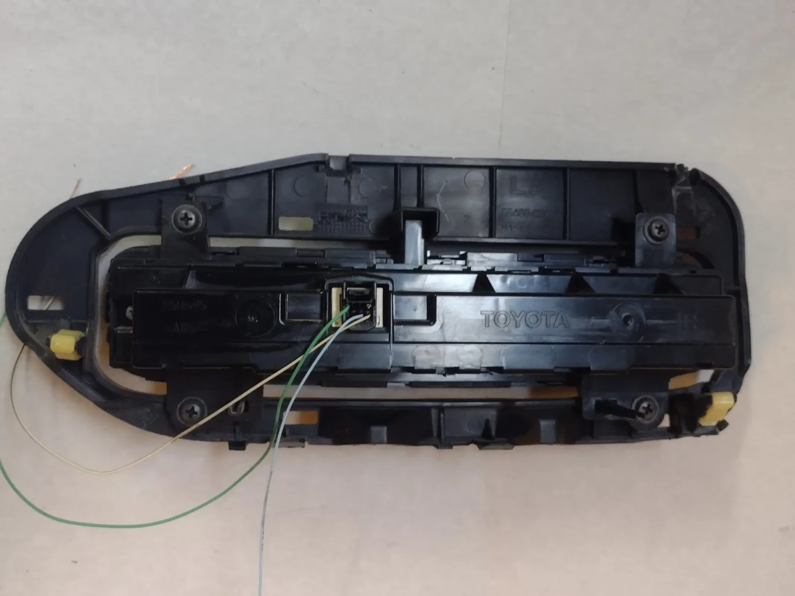 55900-02C60    Toyota Auris E180   5590002C60  75H695 | Mobile.bg   3