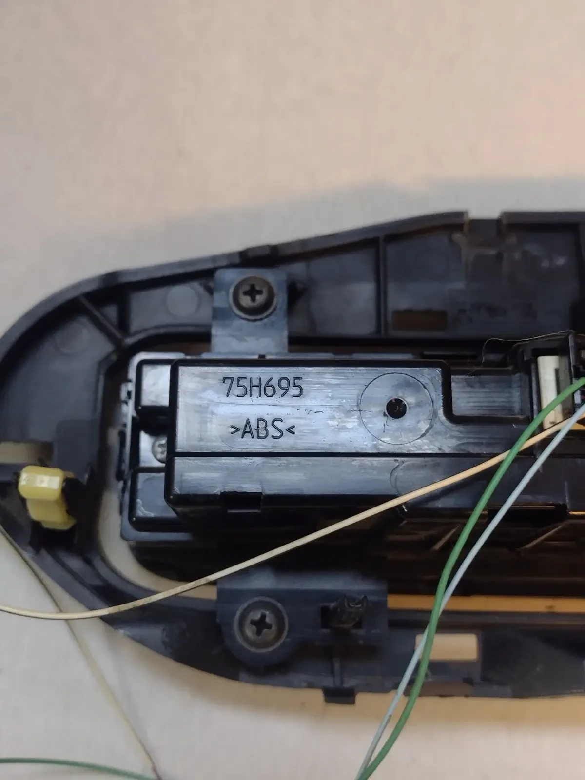 55900-02C60    Toyota Auris E180   5590002C60  75H695 | Mobile.bg   4