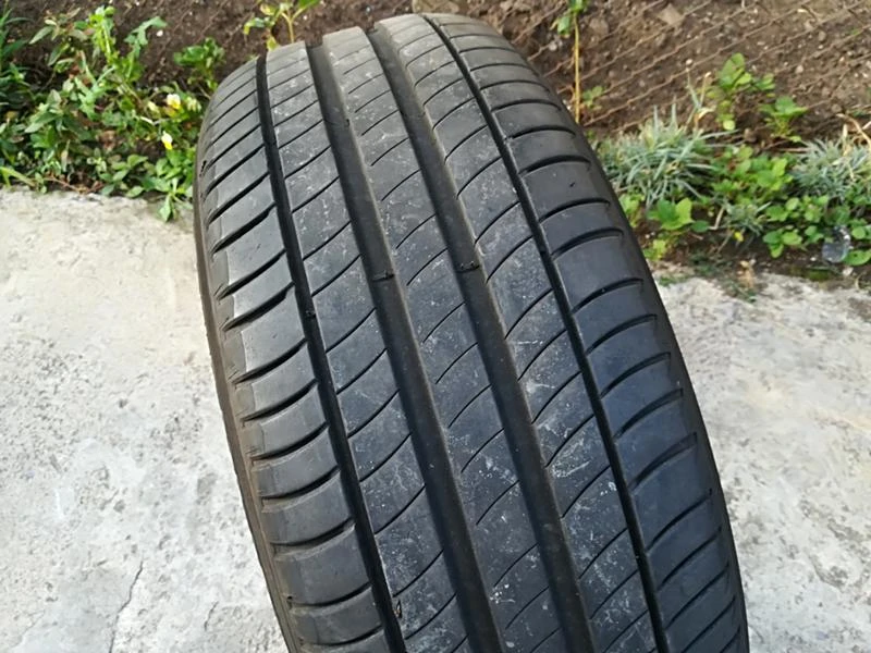 Гуми Летни 235/55R17, снимка 2 - Гуми и джанти - 22338250