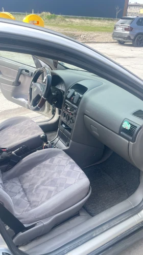 Opel Astra Хечбек, снимка 4