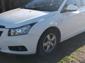 Chevrolet Cruze 1.6 Газинжек., снимка 1