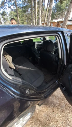 VW Golf - 1500 € / 2933.74 лв. - 57701557 7