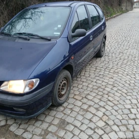 Renault Megane, снимка 2