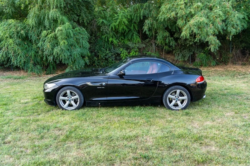 BMW Z4 sDrive18i, снимка 3 - Автомобили и джипове - 47316410