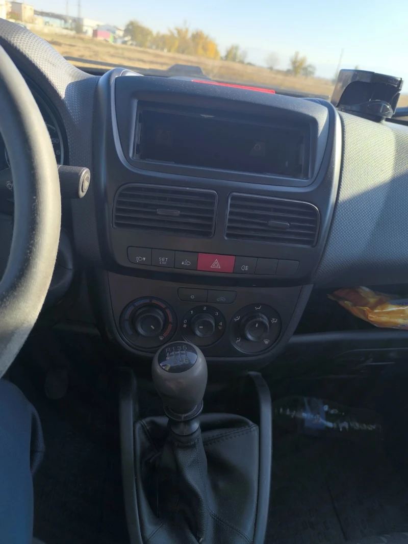 Fiat Doblo 1.6, снимка 10 - Автомобили и джипове - 47871893