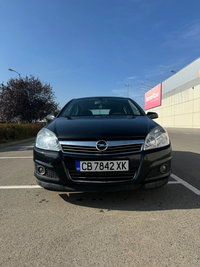 Opel Astra, снимка 1 - Автомобили и джипове - 47999307