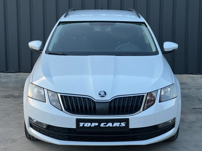 Skoda Octavia 2.0 TDI DSG ДИГИТАЛНО ТАБЛО КАМЕРА , снимка 7 - Автомобили и джипове - 48871520