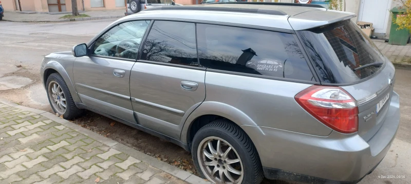 Subaru Outback H6 3.0, снимка 4 - Автомобили и джипове - 51473875