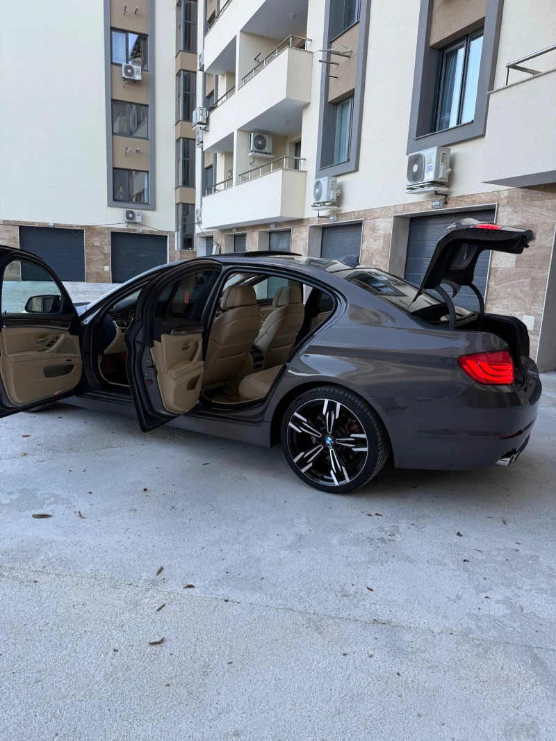 BMW 530 Full/DistronicHead/up/360/camera/Keyless/Шибедах, снимка 8 - Автомобили и джипове - 52543162
