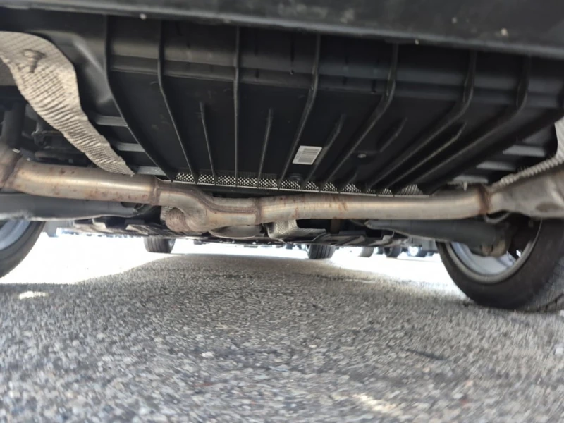 Mercedes-Benz C 300 * CARFAX * ЦЕНА ДО БГ, снимка 15 - Автомобили и джипове - 52878594